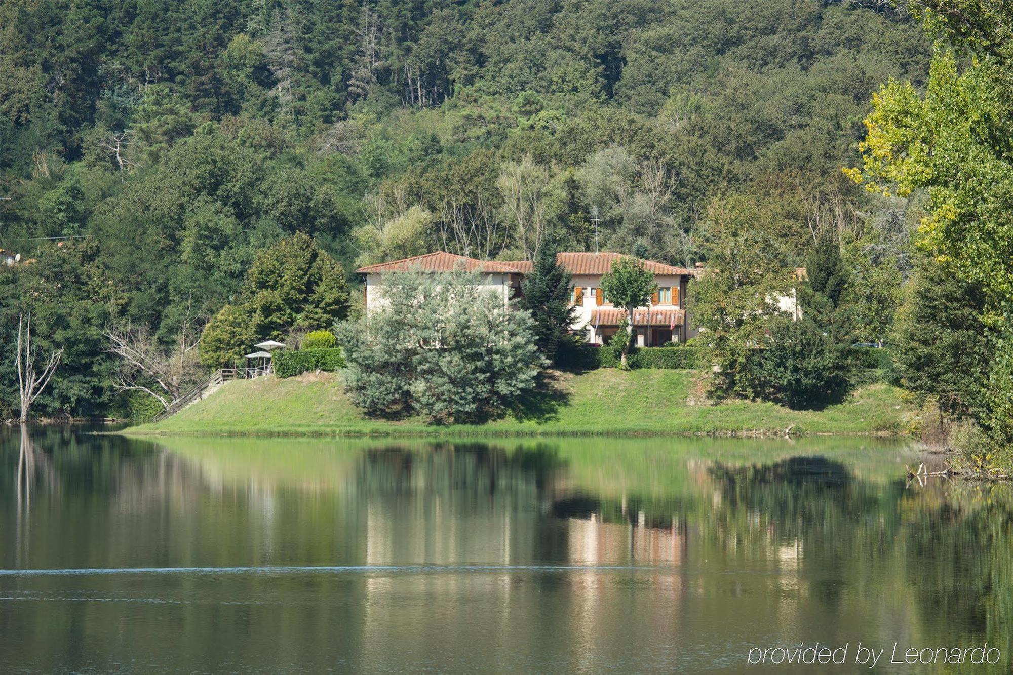Hotel Del Lago Cavriglia Eksteriør billede