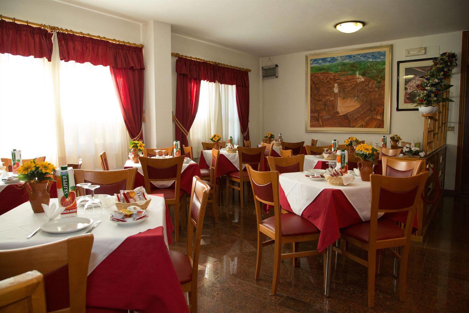 Hotel Del Lago Cavriglia Eksteriør billede
