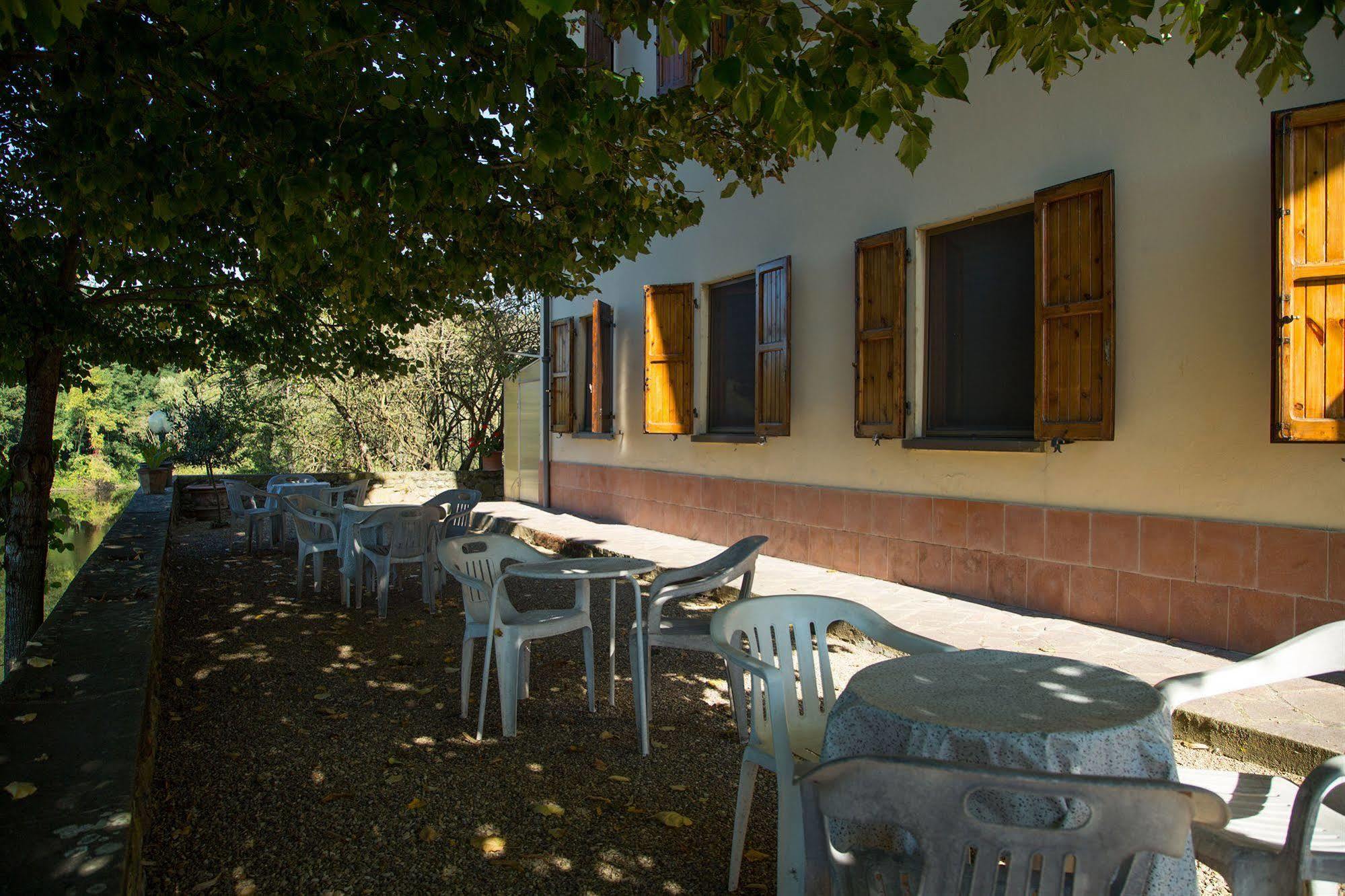 Hotel Del Lago Cavriglia Eksteriør billede