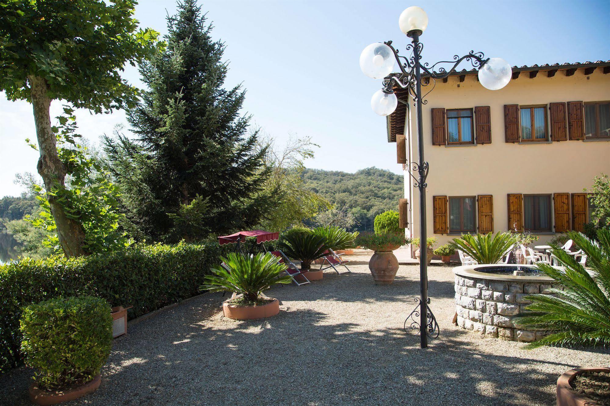 Hotel Del Lago Cavriglia Eksteriør billede